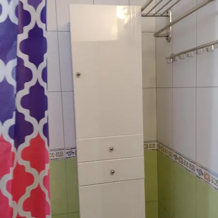 Luxury 2-bdr Apts In African-style 