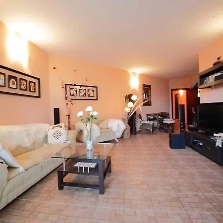 Apartman Luxury 2-bdr Apts In African-style 