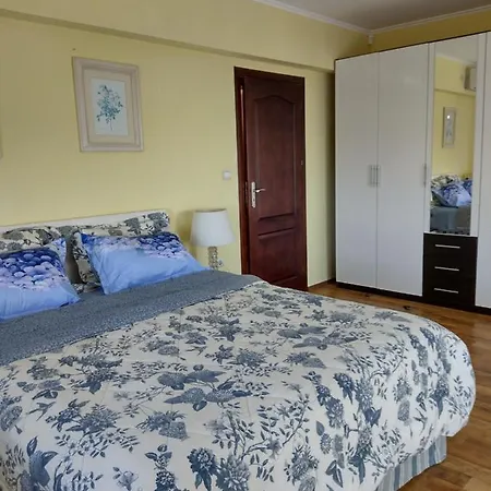 Apartamento Luxury 2-bdr Apts In African-style 
