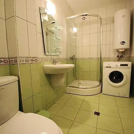 Luxury 2-bdr Apts In African-style 