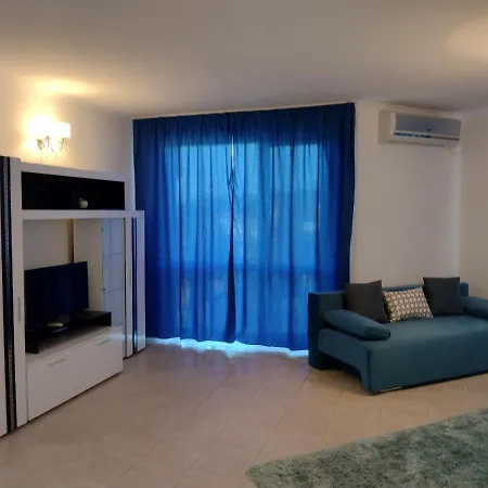 Apartamento Luxury 2-bdr Apts In African-style 